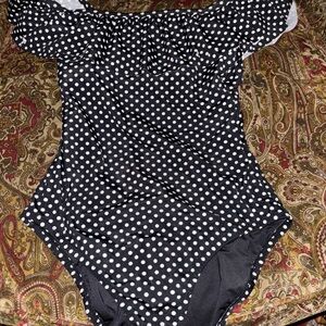 J. Crew Black & White Polka Dot One-Piece Swimsuit; Sz 8